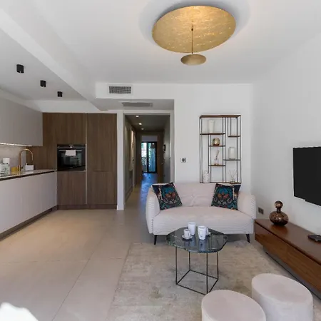 Appartement La Lorraine - Proche Plage, 10m Palais, Central, Clim, Moderne *