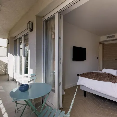 La Lorraine - Proche Plage, 10m Palais, Central, Clim, Moderne Appartement Cannes